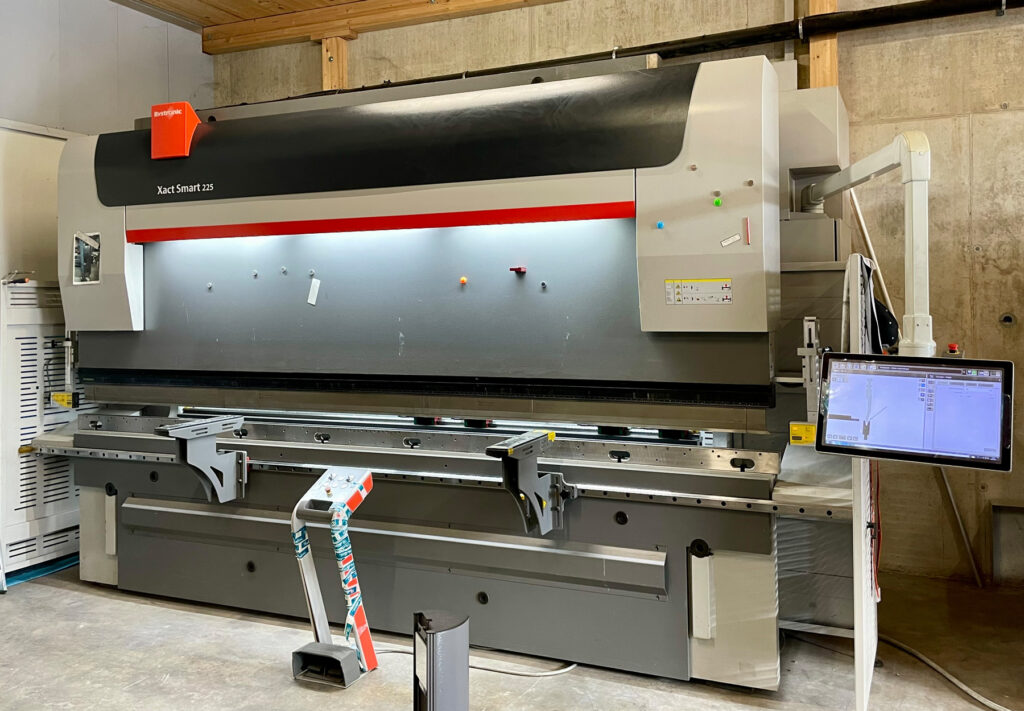 Presse plieuse CNC Bystronic 4 mètres tôlerie Chavornay
